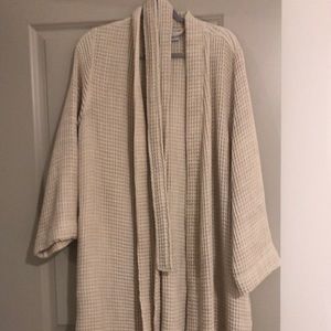 Parachute Intimates & Sleepwear - Beige bath rob Parachute Intimates & Sleepwear - Beige bath rob